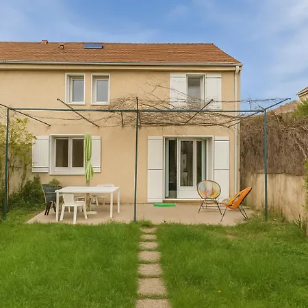 Cdg, Private 3 Roissy-en-France